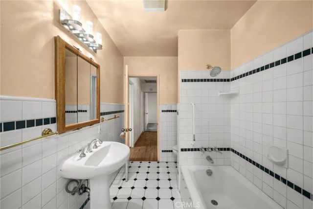 816 Faysmith Avenue, Torrance, CA 90503