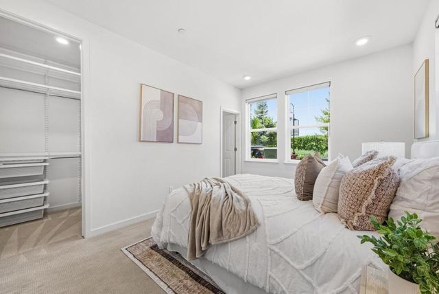 533 San Lorenzo Terrace 7, Sunnyvale, CA 94085