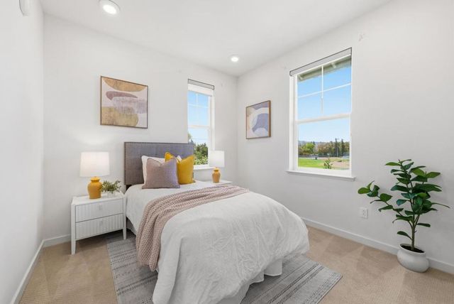 533 San Lorenzo Terrace 7, Sunnyvale, CA 94085