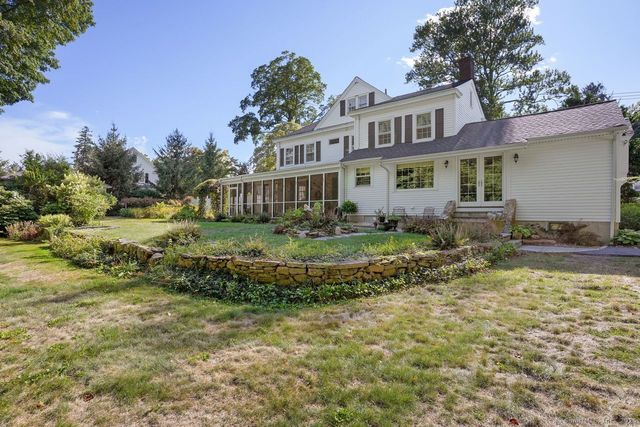 2078 Huntington Turnpike, Trumbull, CT 06611