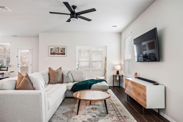11421 Lago De Garda DR, Austin, TX 78747