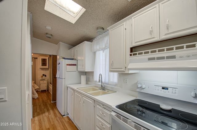 7750 E BROADWAY Road 309, Mesa, AZ 85208