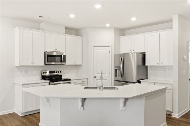430 Bee Cove Way, Pendleton, SC 29670