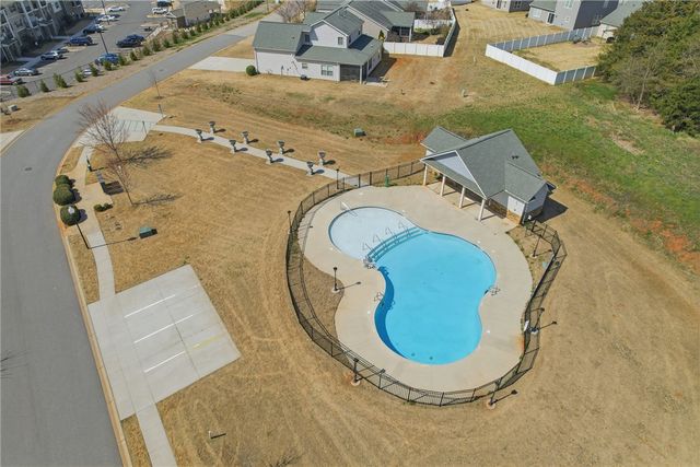 430 Bee Cove Way, Pendleton, SC 29670