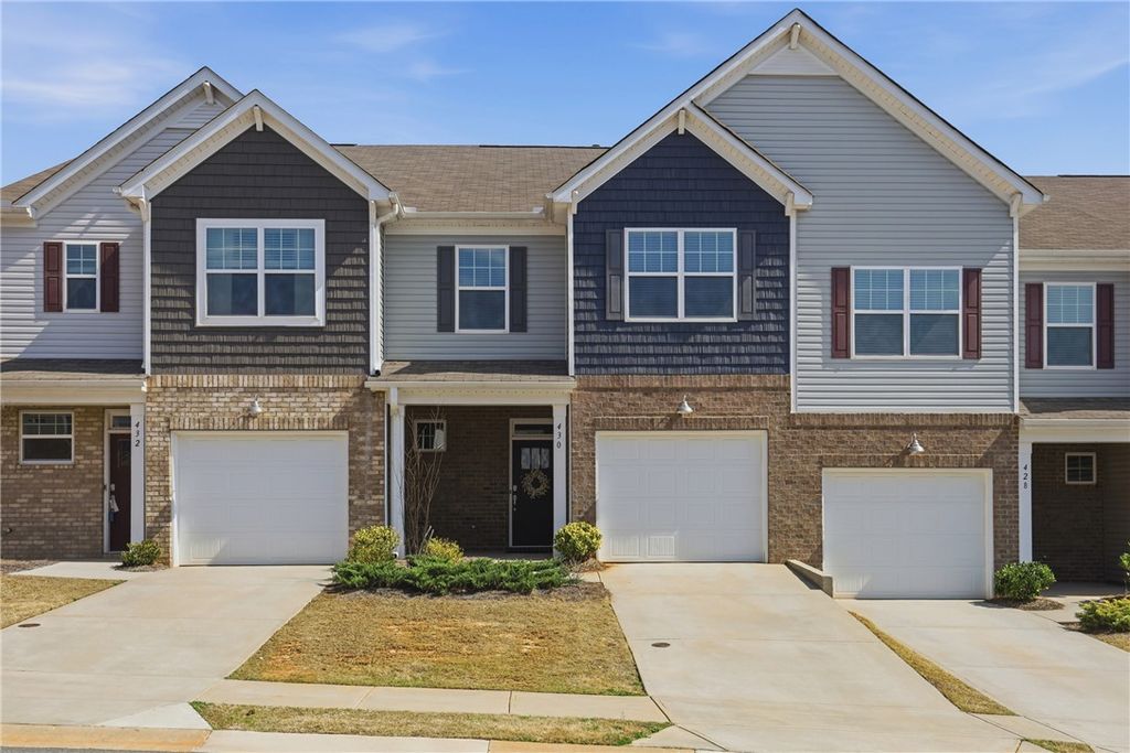 430 Bee Cove Way, Pendleton, SC 29670