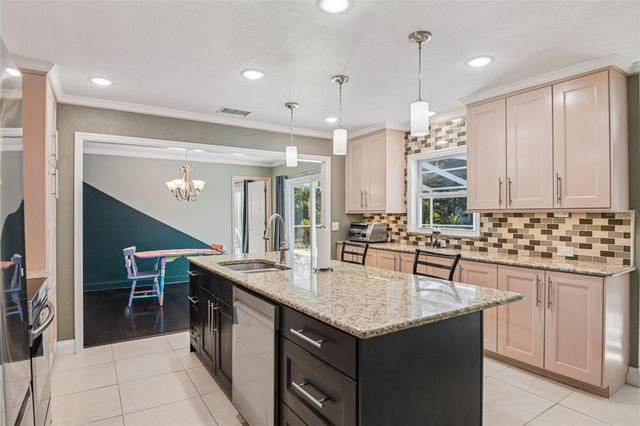 804 ROBIN AVENUE, Palm Harbor, FL 34683