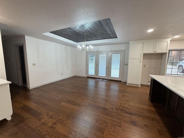 210 Gary Drive, Mena, AR 71953