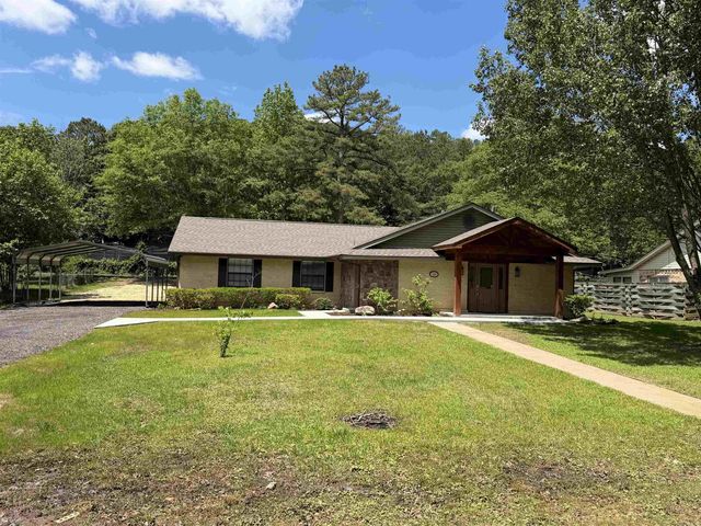 210 Gary Drive, Mena, AR 71953