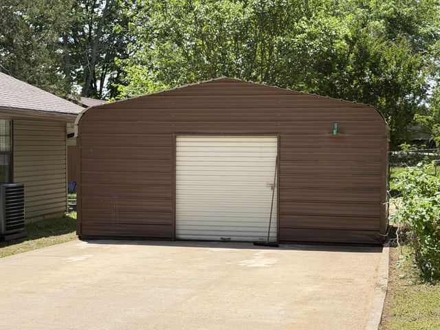 210 Gary Drive, Mena, AR 71953