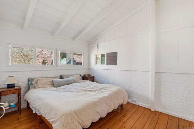 273 Hillcrest Drive, Encinitas, CA 92024