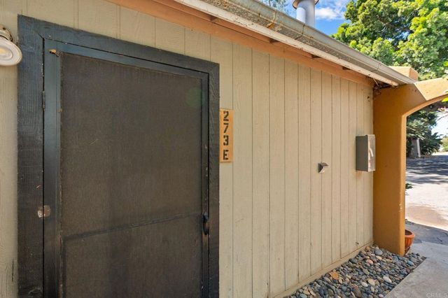 273 Hillcrest Drive, Encinitas, CA 92024
