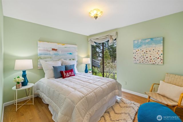 11818 Marine View Drive SW, Burien, WA 98146