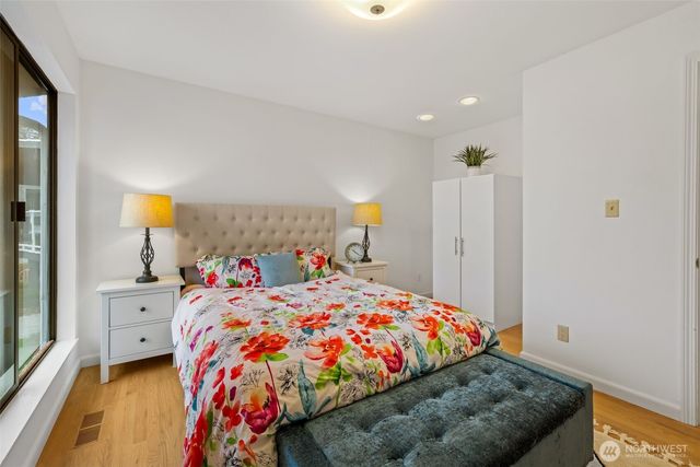 11818 Marine View Drive SW, Burien, WA 98146