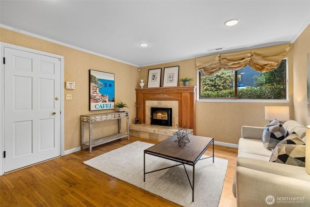 11818 Marine View Drive SW, Burien, WA 98146