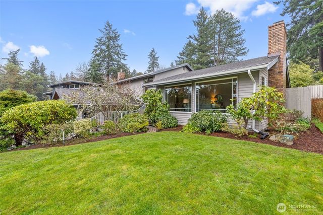 11818 Marine View Drive SW, Burien, WA 98146
