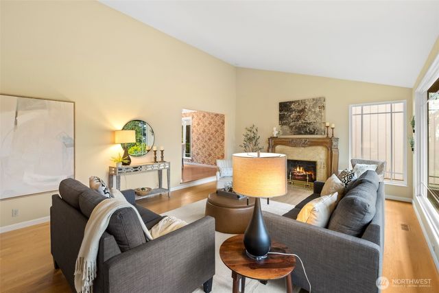 11818 Marine View Drive SW, Burien, WA 98146