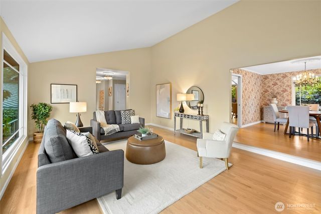 11818 Marine View Drive SW, Burien, WA 98146