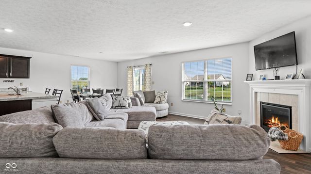 2389 Silver Spoon Drive, Greenfield, IN 46140