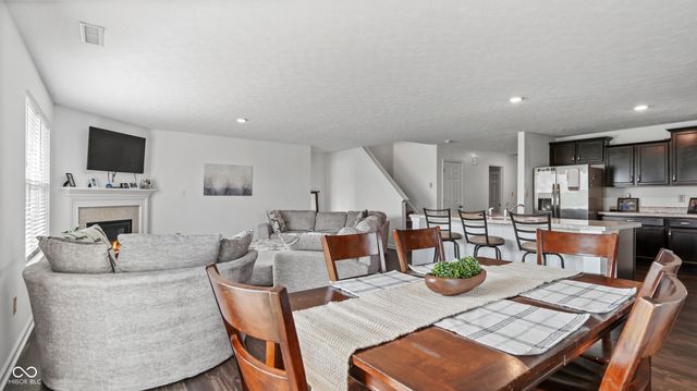 2389 Silver Spoon Drive, Greenfield, IN 46140