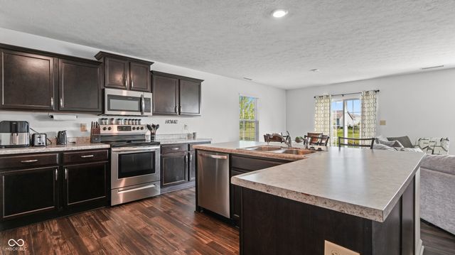 2389 Silver Spoon Drive, Greenfield, IN 46140