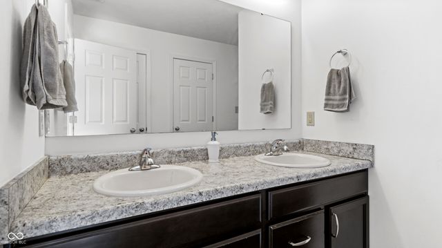 2389 Silver Spoon Drive, Greenfield, IN 46140