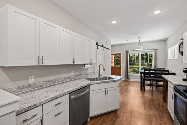 115 N Adams St, Adams, TN 37010