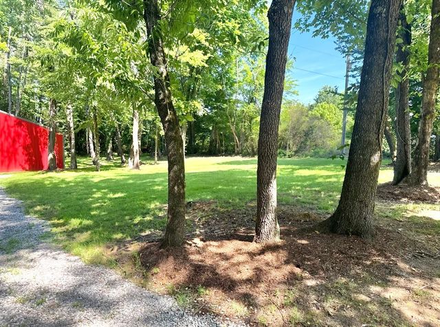 115 N Adams St, Adams, TN 37010