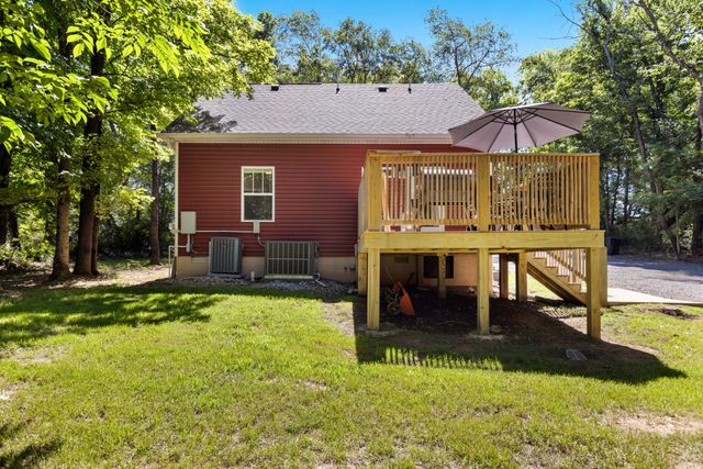 115 N Adams St, Adams, TN 37010
