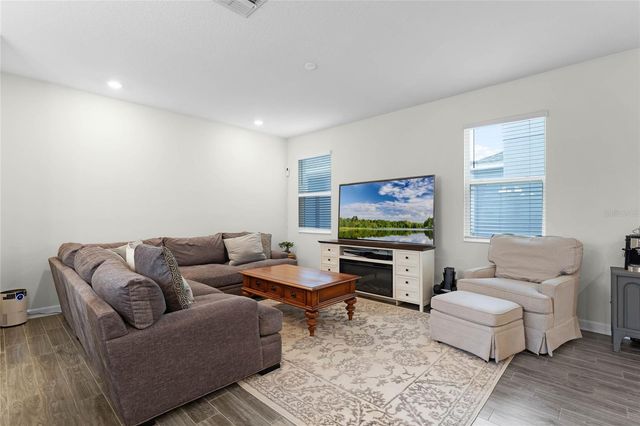 12128 ILLUSTRATION DRIVE, Orlando, FL 32832