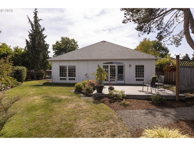1941 Sw Westvale Ct, Mc Minnville, OR 97128