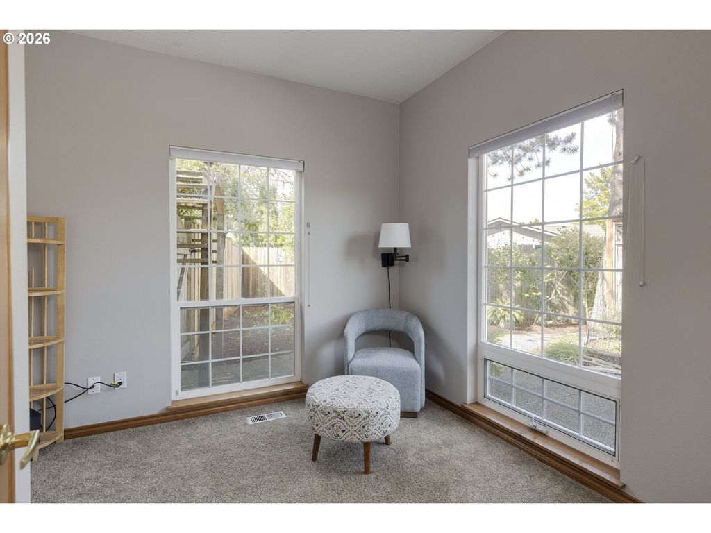 Image 15 of property listing at 1941 Sw Westvale Ct, Mc Minnville, OR 97128