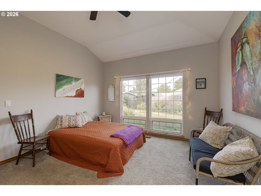 Image 20 of property listing at 1941 Sw Westvale Ct, Mc Minnville, OR 97128