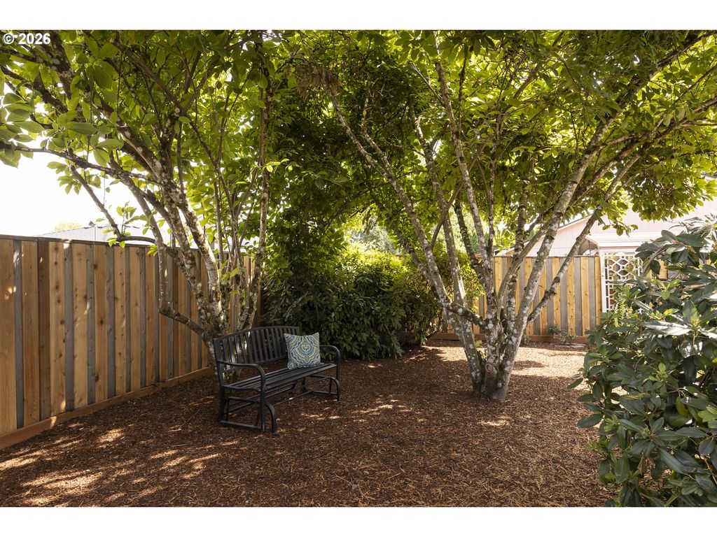 Image 35 of property listing at 1941 Sw Westvale Ct, Mc Minnville, OR 97128