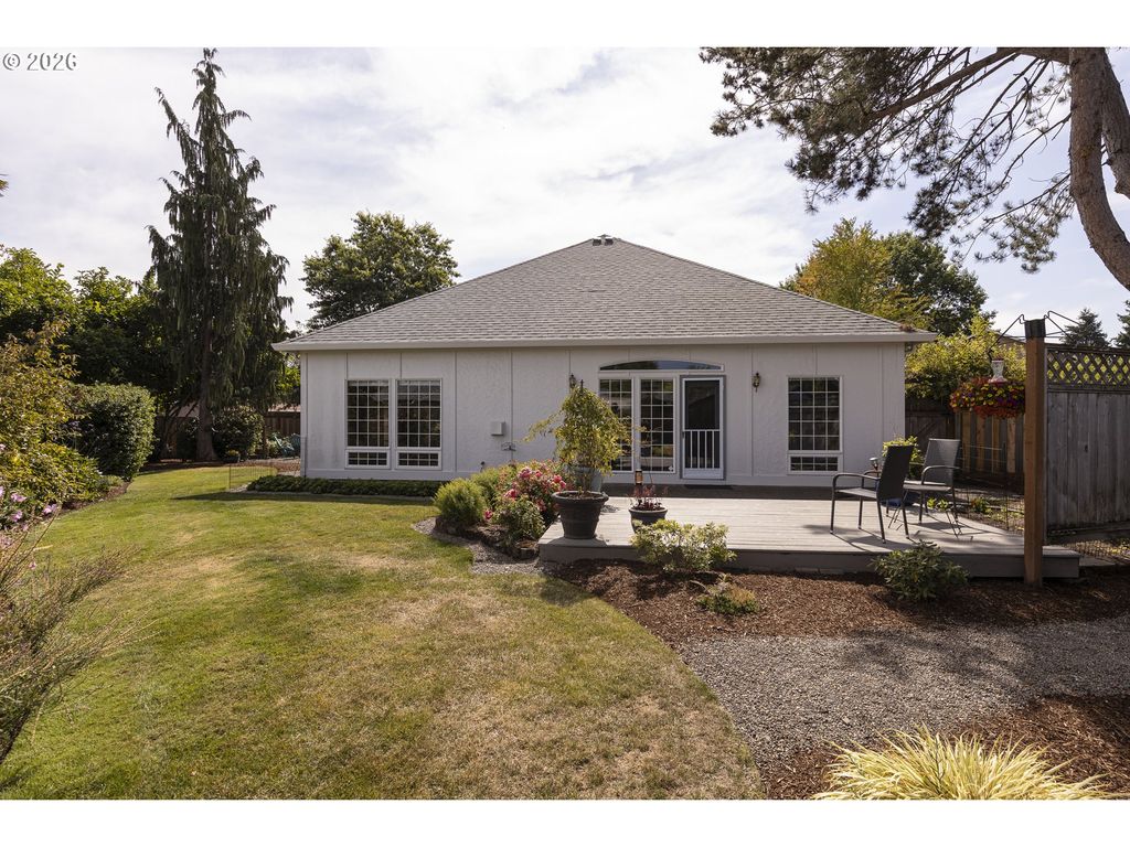 Image 36 of property listing at 1941 Sw Westvale Ct, Mc Minnville, OR 97128