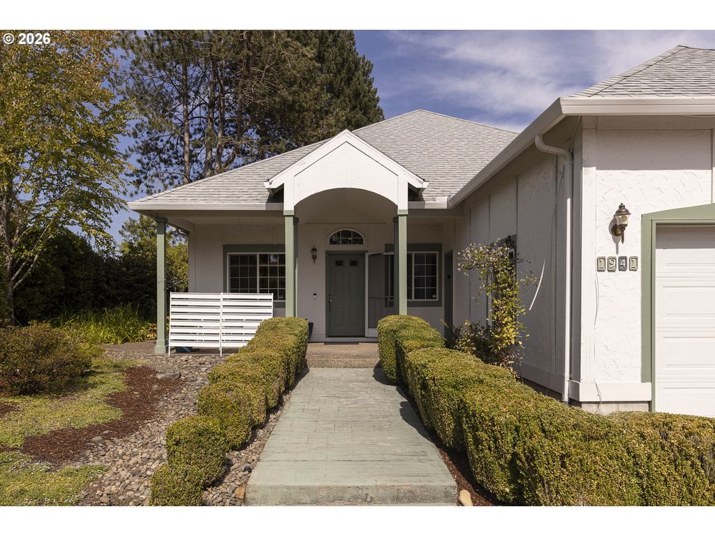 Image 4 of property listing at 1941 Sw Westvale Ct, Mc Minnville, OR 97128