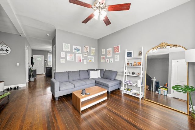 2707 N Ridgeway Avenue 1, Chicago, IL 60647