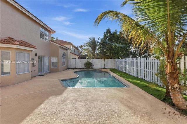 13209 NW 12th Ct, Sunrise, FL 33323