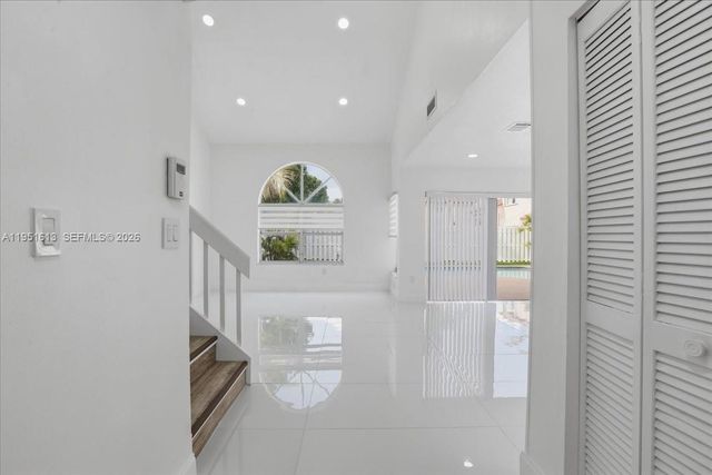 13209 NW 12th Ct, Sunrise, FL 33323