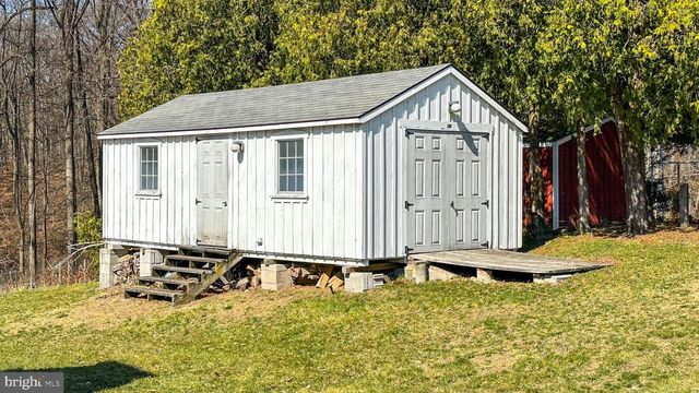 145 PENNYPACKER RD, Mohnton, PA 19540