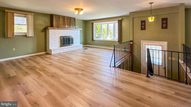 145 PENNYPACKER RD, Mohnton, PA 19540