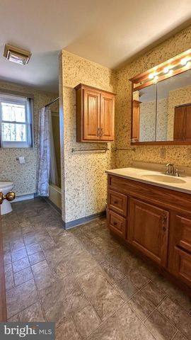 145 PENNYPACKER RD, Mohnton, PA 19540