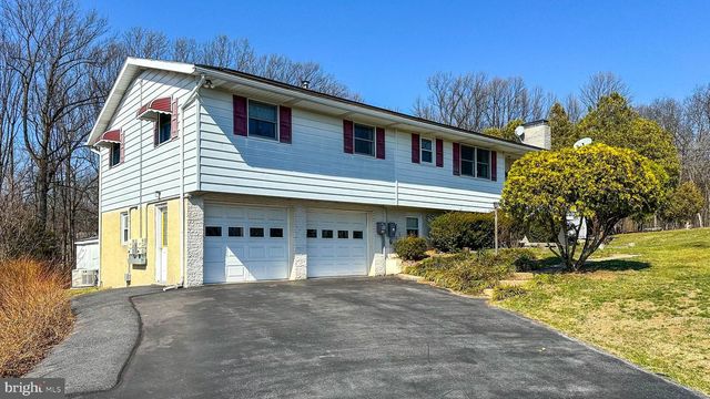 145 PENNYPACKER RD, Mohnton, PA 19540