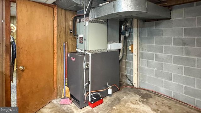 145 PENNYPACKER RD, Mohnton, PA 19540