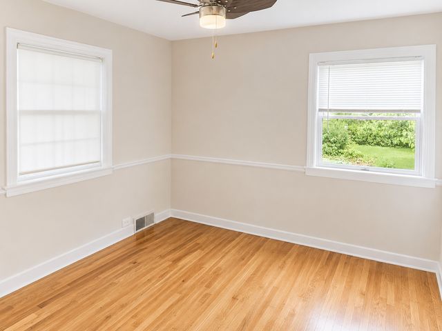 4529 Saratoga Avenue, Downers Grove, IL 60515