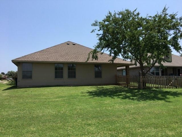 17609 Gold Drive, Edmond, OK 73012