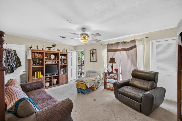 4209 28th St, Sacramento, CA 95820