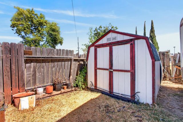 4209 28th St, Sacramento, CA 95820