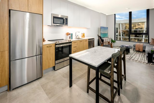 286 NW 29th Street 611, Miami, FL 33127