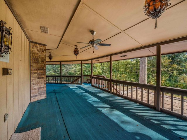 1718 Rock Creek Drive, Benton, AR 72019