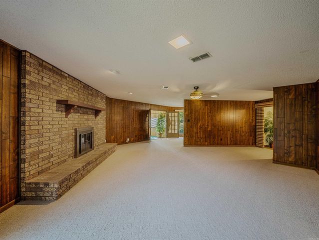 1718 Rock Creek Drive, Benton, AR 72019